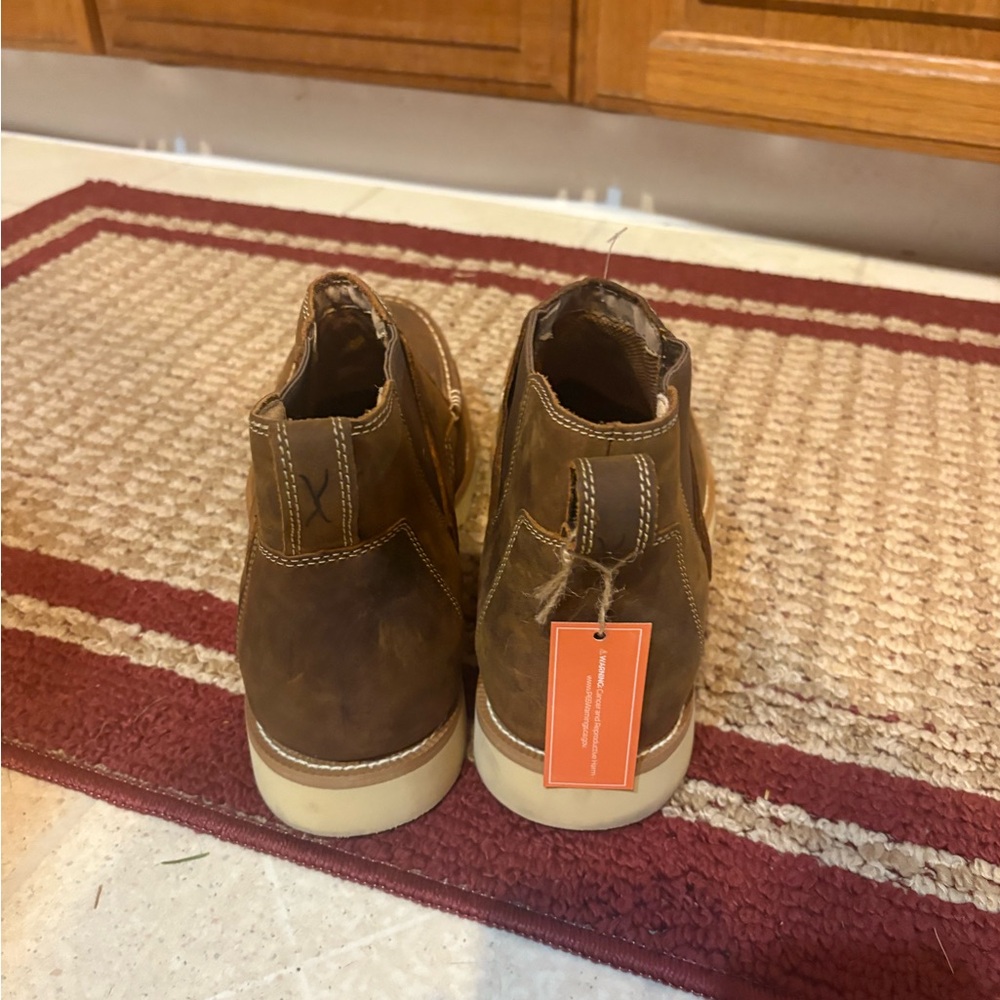 Twisted X Men's 4" Chelsea Wedge Sole Boots - Oiled Saddle Comp Toe - Picture 2 of 10
